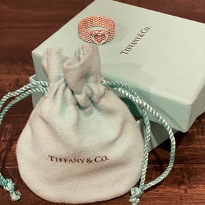 Tiffany & Co. mesh ring
